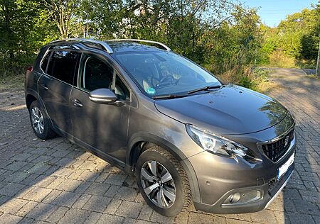 Peugeot 2008 Allure BlueHDi 120 EAT6 Allure