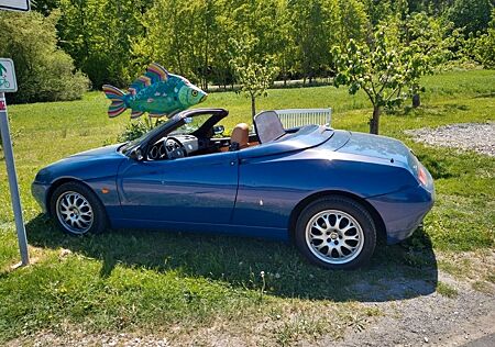 Alfa Romeo Spider 2.0 T.Spark L, seltene Farbkombination