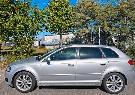 Audi A3 Sportback 2.0 TDI Ambition,Bi-Xenon,Navi