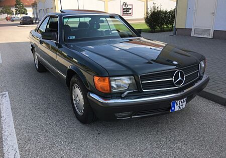 Mercedes-Benz 560 SEC aus Ungarn