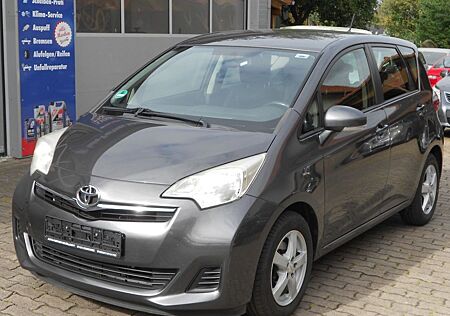 Toyota Verso-S Life