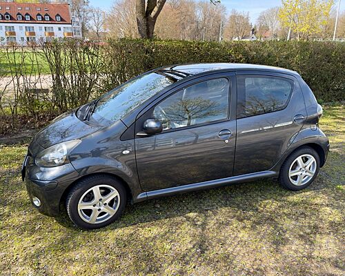 Toyota Aygo | 5 Türer | Klima | TÜV 10/2026