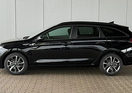 Hyundai i30 Kombi 1.5 T-GDI GO Plus *LED*Navi*17 Zoll*
