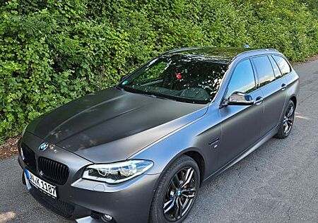 BMW 535d xDrive Touring M Packet Anhängerkupplung