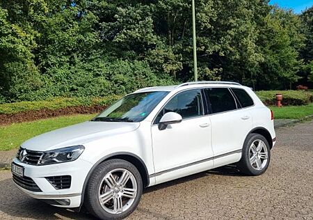 VW Touareg Volkswagen 3.0 V6 TDI AHK Luftfahrwerk