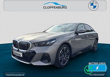 BMW i5 eDrive40 Limousine AHK+Navi+Pano UPE: 96.960€