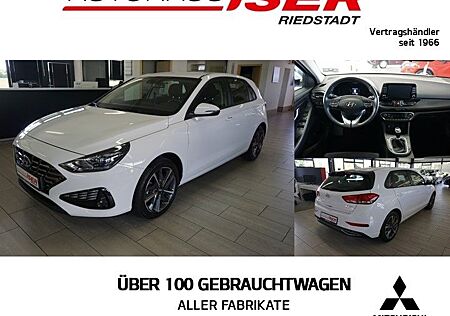 Hyundai i30 1.5 Pure App KAM DAB
