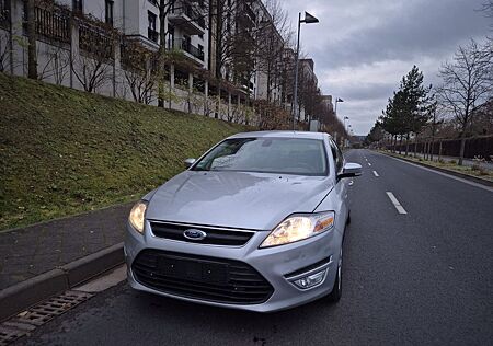 Ford Mondeo 1,6 Trend TÜV Bluetooth Tempomat