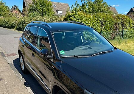 VW Tiguan Volkswagen 1.4 TSI BlueMotion Tech Sport & Style...