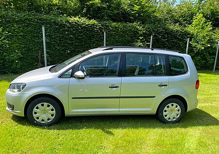 VW Touran Volkswagen 1.6 TDI