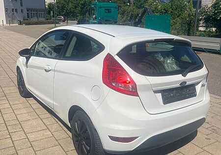 Ford Fiesta Trend 1.Hand+ Serviceheft gepflegt^^