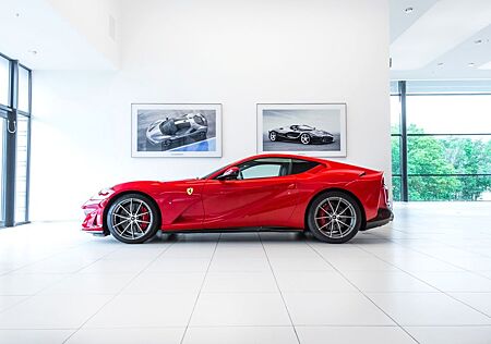 Ferrari 812 Superfast ~ Munsterhuis~