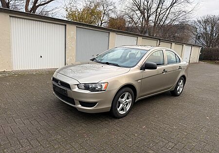 Mitsubishi Lancer 1.5, Limousine, TÜV NEU ! ! KLIMA ! !