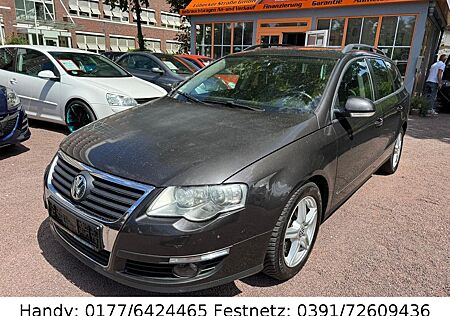 VW Passat Variant Volkswagen 2.0 TDI 4motion Highline/NAVI/SHZ
