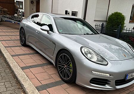 Porsche Panamera S E-Hybrid S
