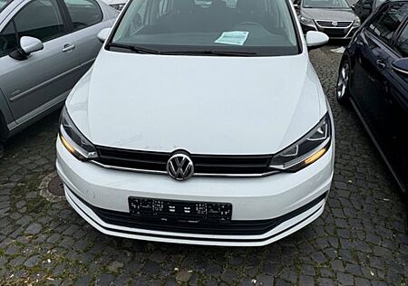 VW Touran Volkswagen Trendline BMT/Start-Stopp