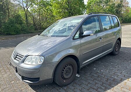 VW Touran Volkswagen Trendline7 Sitzer,8 Fach Breift