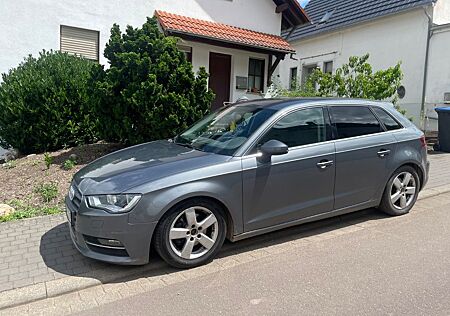 Audi A3 1.6 TDI S tronic S line Sportback S line
