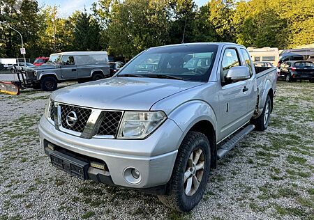 Nissan Navara 2.5 dCi 4x4 King-Cab Klimaautomatik Euro4