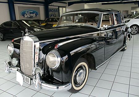 Mercedes-Benz 300 Adenauer