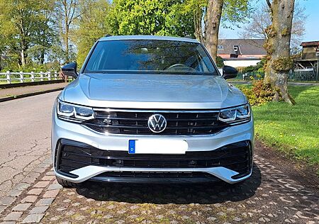 VW Tiguan Volkswagen Werksgarantie 4M R-Line Matrix AHK Sth