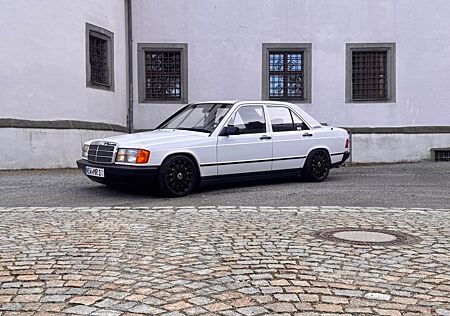 Mercedes-Benz 190 190w201 80000km ROSTFREI