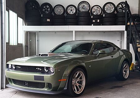 Dodge Challenger SRT Scat Pack Shaker Swinger Widebody