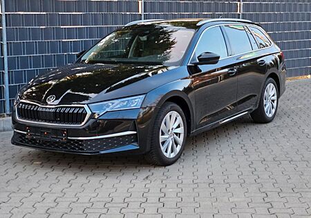 Skoda Octavia Combi 1.5 TSI DSG Selection Facelift Mat