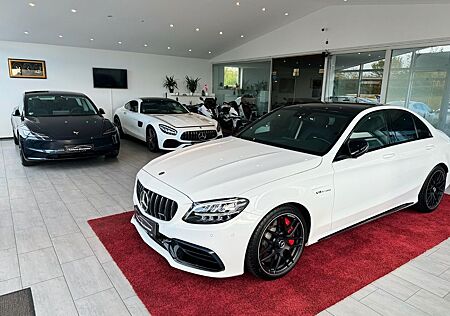 Mercedes-Benz C 63 AMG C 63 S AMG *NIGHT*PERF.ABGAS*DRIVERS-PACK*PANO*