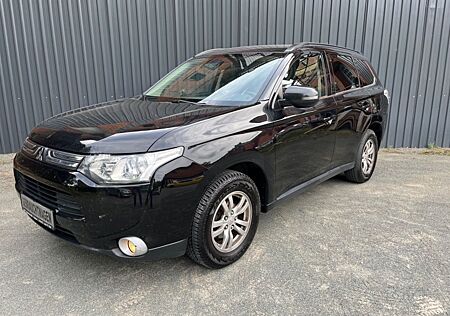 Mitsubishi Outlander ClearTec Invite 4WD