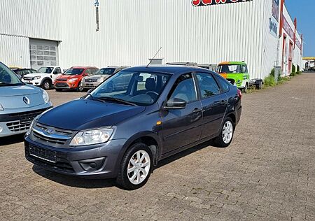 Lada Granta 1,6i 4 TÜR 41000 KM TÜV 3.26 EURO 5 ALU K