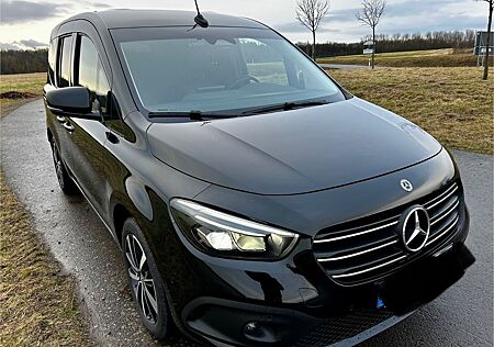 Mercedes-Benz Citan 180d Autom/Full LED/Alcantara/Scheckheft