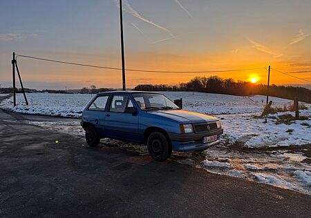 Opel Corsa 1.2 Vergaser Oldtimerfähig VFL! Top
