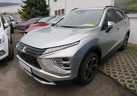 Mitsubishi Eclipse Cross Plug-In Hybrid 4WD Plus