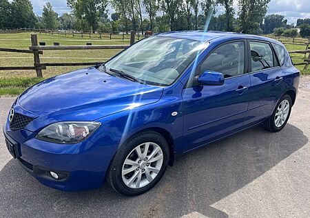Mazda 3 1.6 Sport Active aus 2. Hand mit Klimaanlage