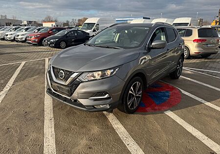 Nissan Qashqai N-Connecta 1.3/LED/Pano/360