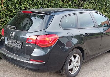 Opel Astra Sp. T. 1.6 CDTI eco Exklusiv 100 S/S E...