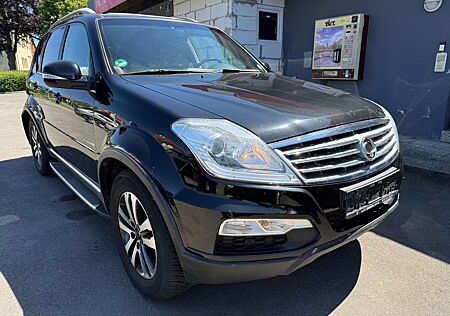 Ssangyong REXTON W 4WD 2.0D|Klima|SHZ|AHK|Temp.|7xSitze