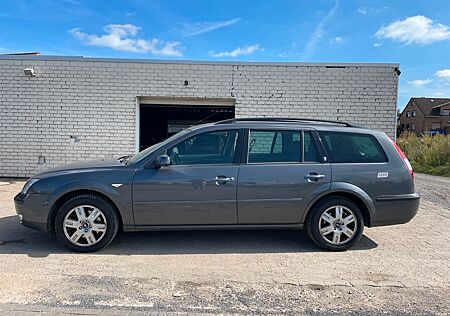 Ford Mondeo gebraucht kaufen Ford Mondeo Turnier Ghia