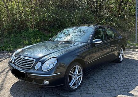 Mercedes-Benz E 240 ELEGANCE Elegance ++SCHIEBEDACH++