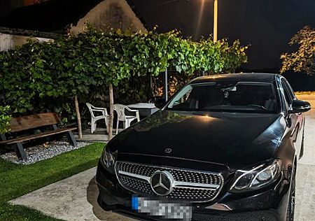 Mercedes-Benz E 220 d AVANTGARDE Autom. AVANTGARDE