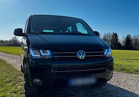 VW T5 Multivan Volkswagen Highline, DSG, STHZ, Vollleder