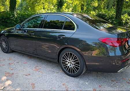 Mercedes-Benz C 180 Avantgarde-Mild Hybrid-MBUX-9G TRONIC