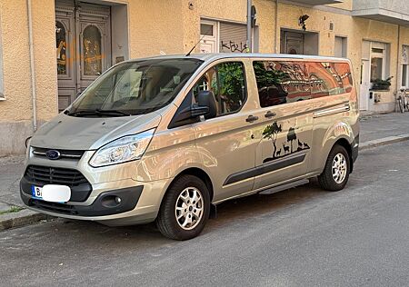 Ford Tourneo Custom 2.2 TDCi | 9-Sitzer | Klima