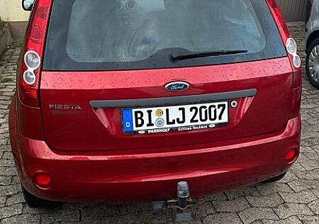 Ford Fiesta 1,4 16V Ambiente Ambiente