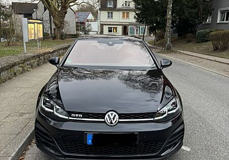 VW Golf Volkswagen 2.0 TDI DSG GTD GTD