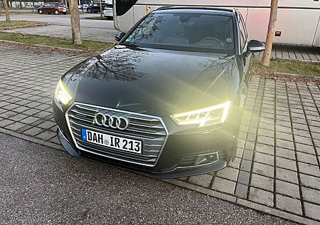 Audi A4 Avant 2.0 TDI quattro*Matrix*HUD*SHZ*AHK*Keyless