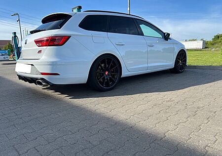 Seat Leon 2.0 TSI CUPRA 4Drive DSG Sportstourer CUPRA