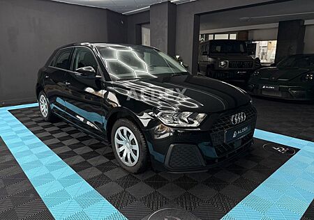 Audi A1 30 TSI°PDC°SZHZ°AMBIENTE°NAVI°BLUETH°AUTOMAT