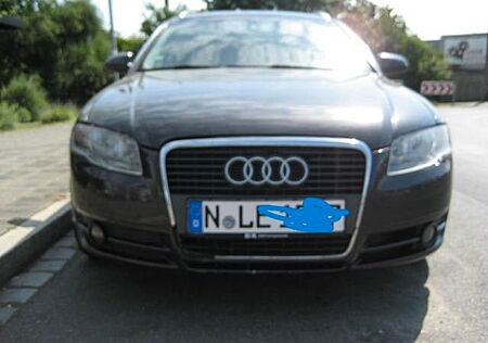 Audi A4 2.0 TDI (DPF) multitronic Avant -